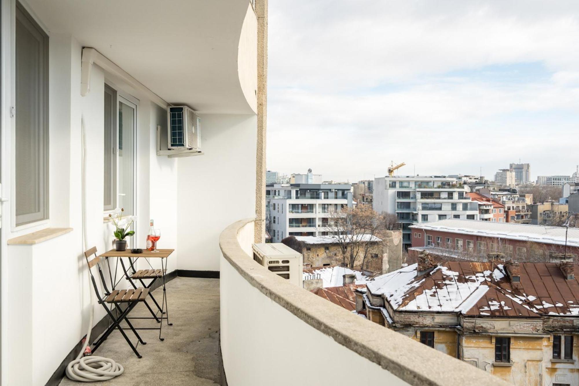 City View Apartment With Private Balcony Bükreş Dış mekan fotoğraf