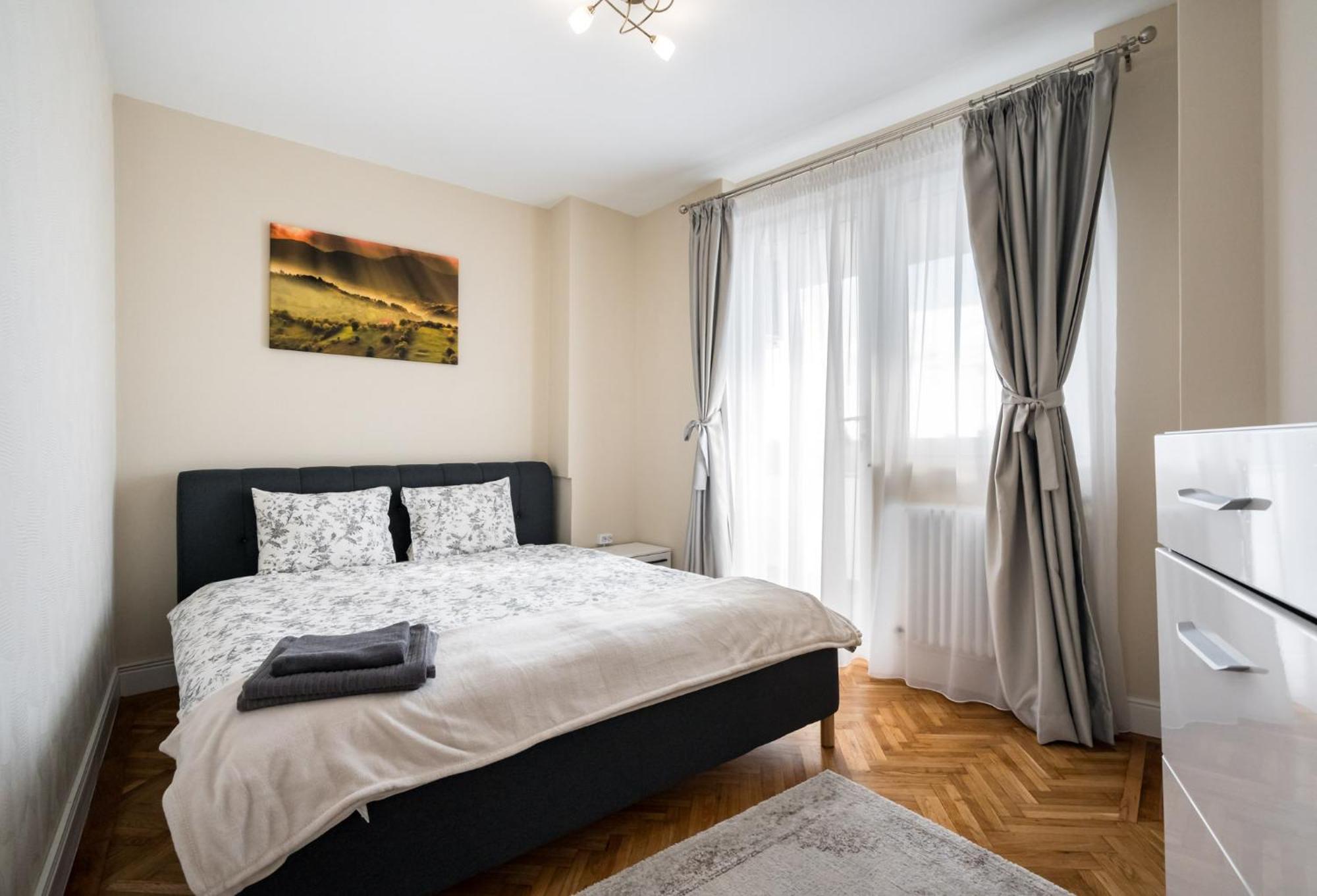 City View Apartment With Private Balcony Bükreş Dış mekan fotoğraf