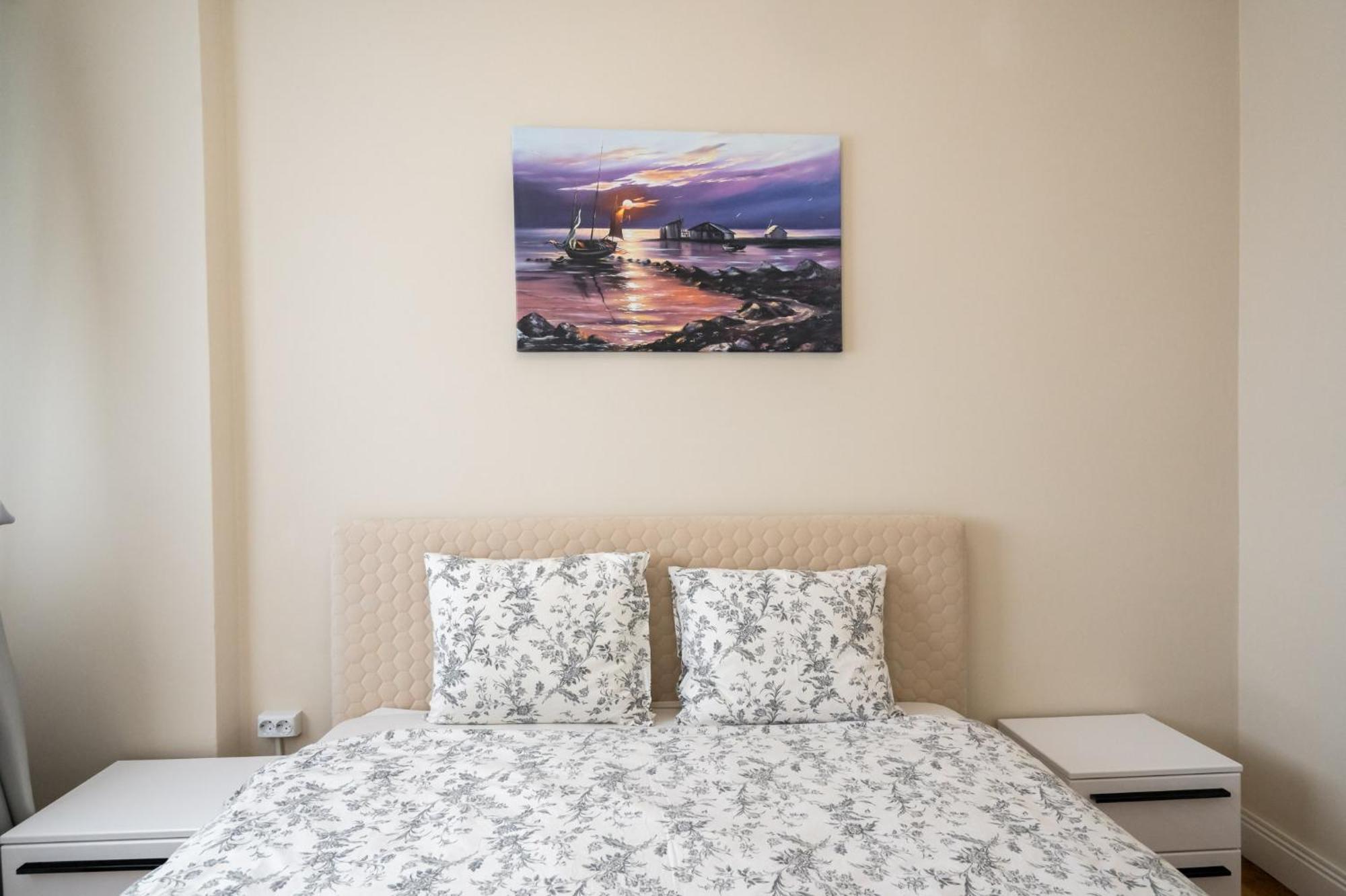 City View Apartment With Private Balcony Bükreş Dış mekan fotoğraf