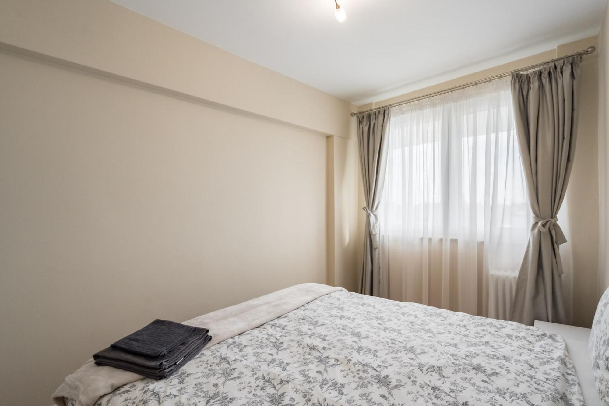 City View Apartment With Private Balcony Bükreş Dış mekan fotoğraf